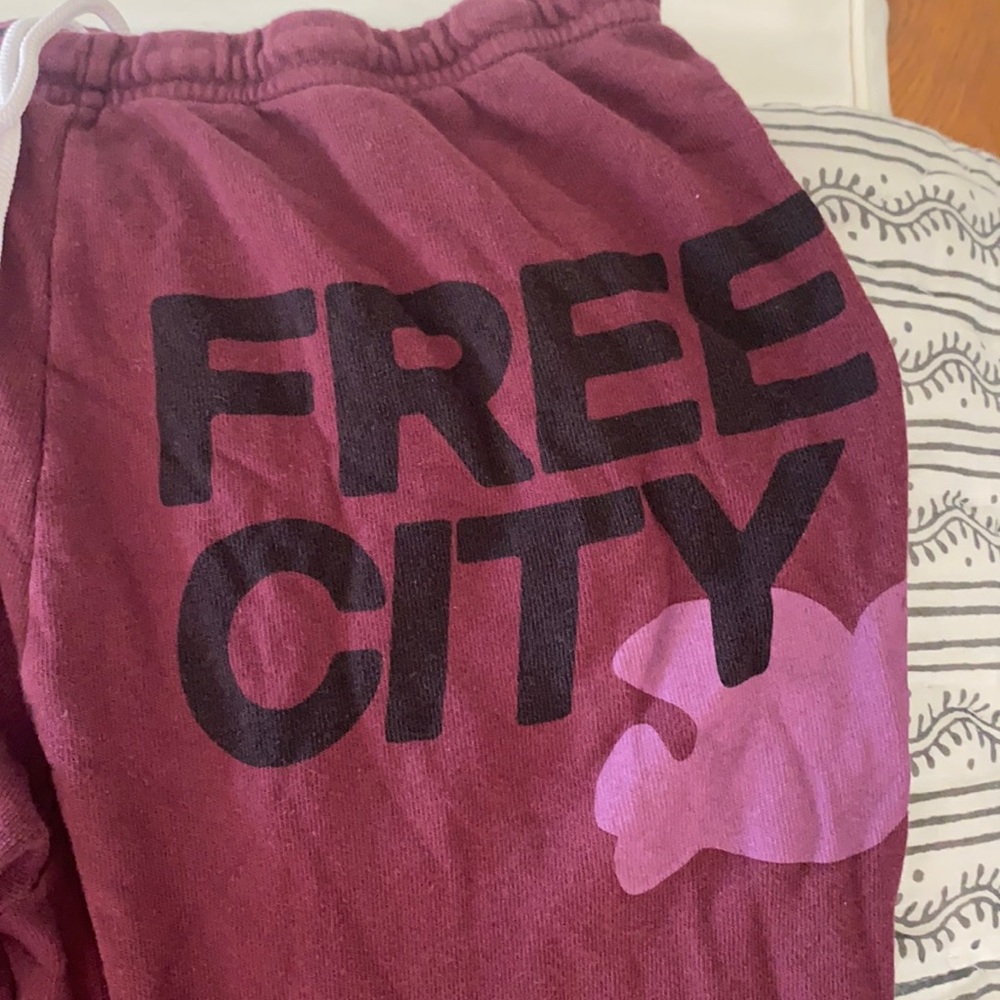 Freecity sweatpants